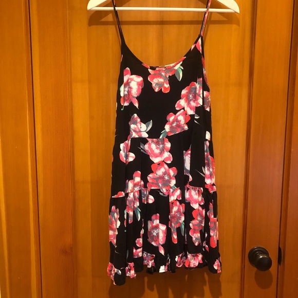 SO | Floral trapeze dress - Picture 1 of 8